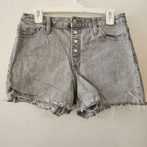 Universal Thread Vintage Midi Gray Wash Denim Shorts Raw Hem Button Fly Size 10R